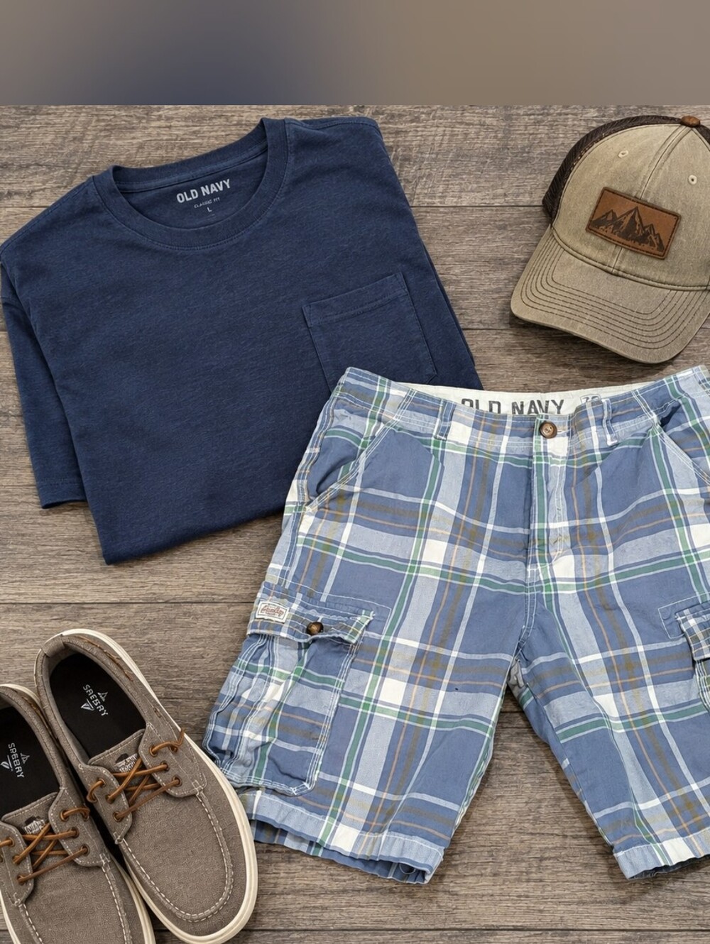 Old Navy Blue Plaid Cargo Shorts - Men's